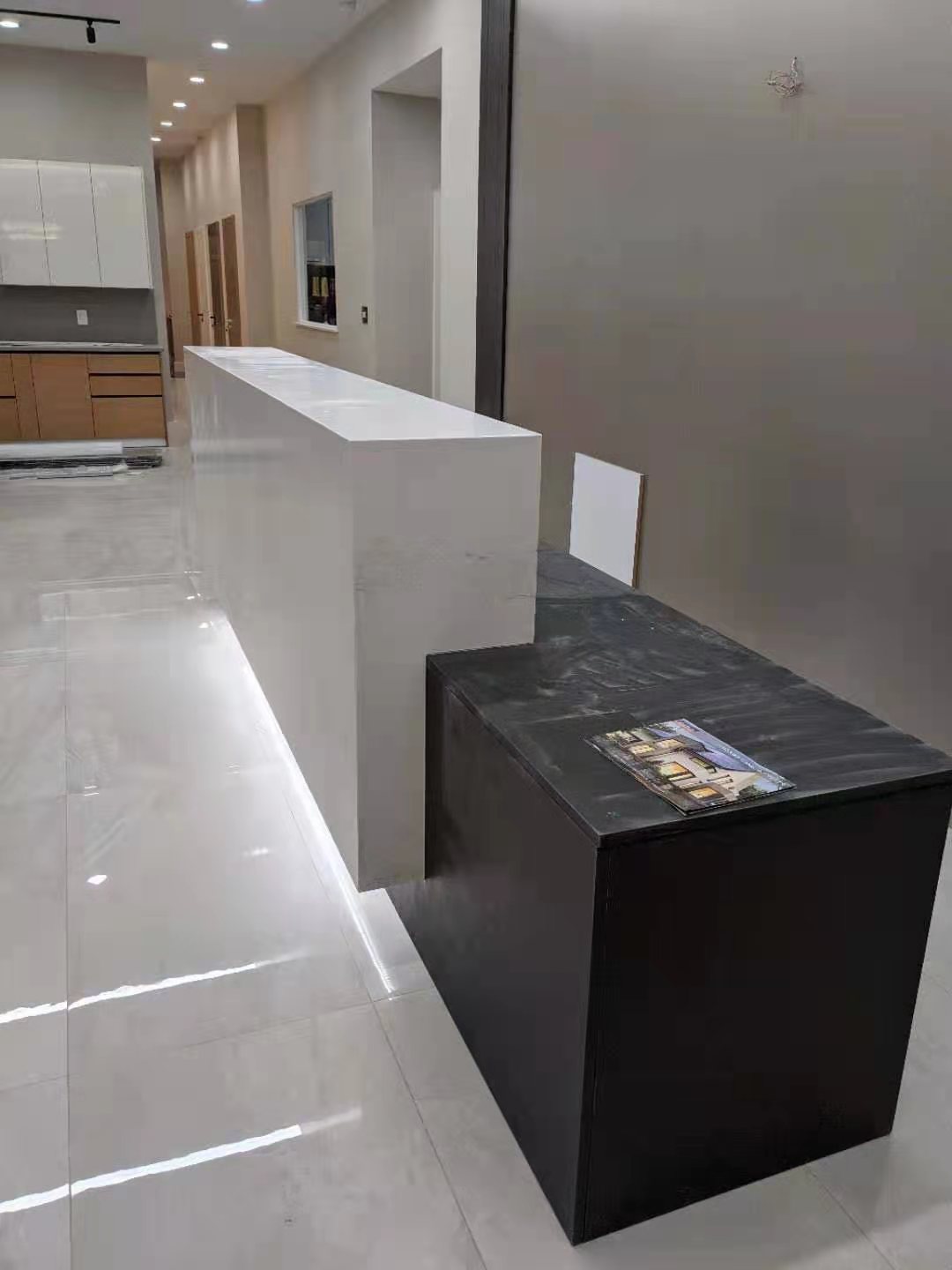 Countertop and interior photo 78 from Alpine